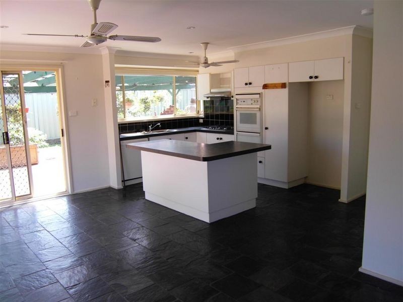 32 Denton Street, Quakers Hill NSW 2763