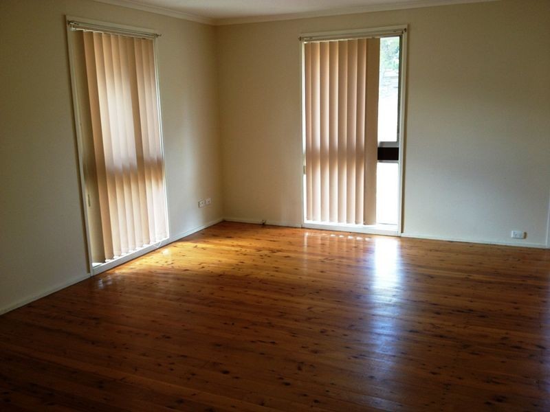 1 Molyneaux Avenue, Kings Langley NSW 2147