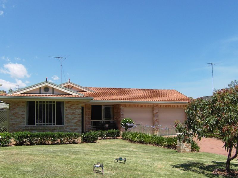 14 Aberdeen Place, Stanhope Gardens NSW 2768
