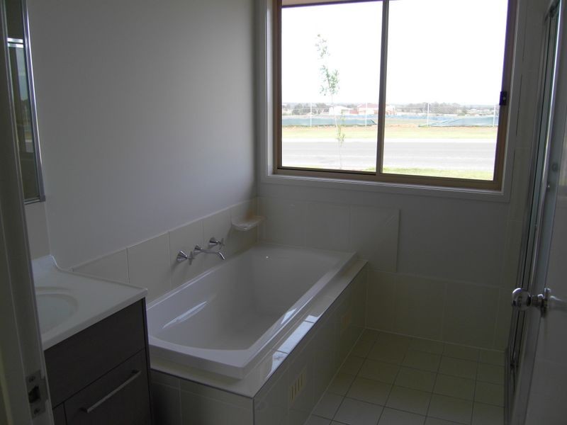 16 Nepean Street, The Ponds NSW 2769