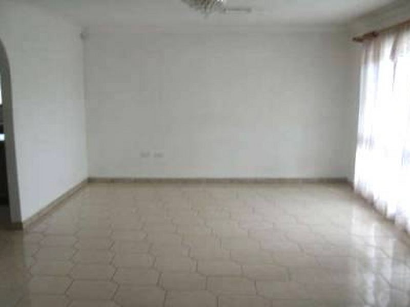 39 Tallagandra Drive, Quakers Hill NSW 2763