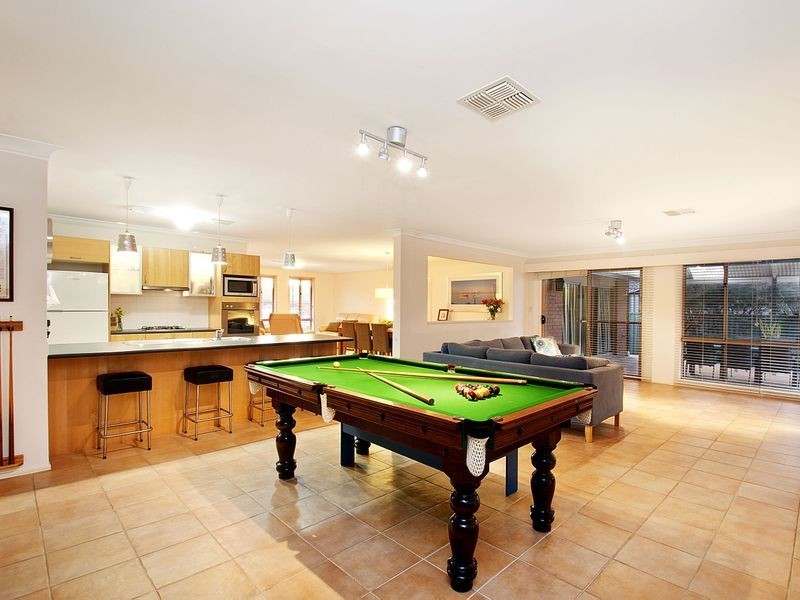 25 Bellbird Crescent, Quakers Hill NSW 2763