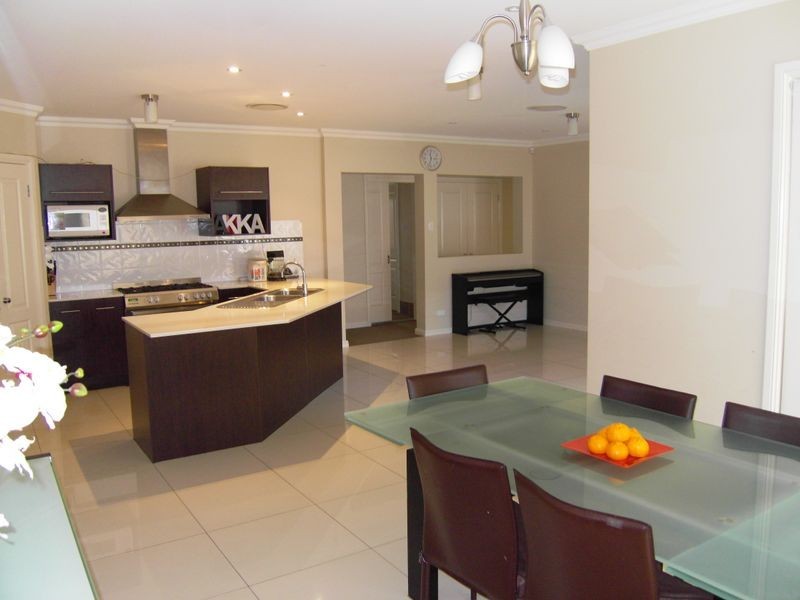 6 Freedom Circuit, Kellyville Ridge NSW 2155