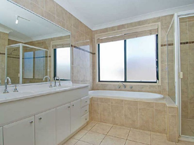 16 Islington Street, Stanhope Gardens NSW 2768