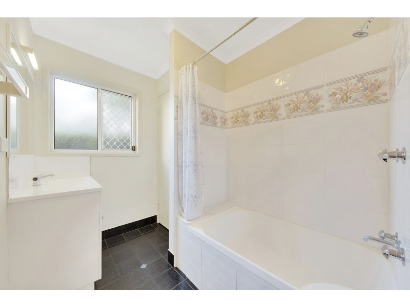 3 Colyer Avenue, Tannum Sands QLD 4680