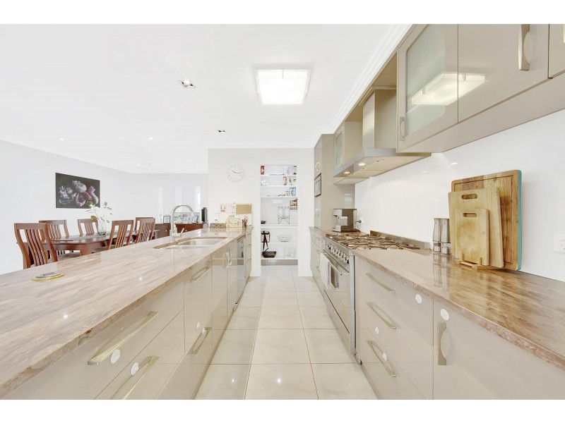 3 Wanda Drive, Boyne Island QLD 4680