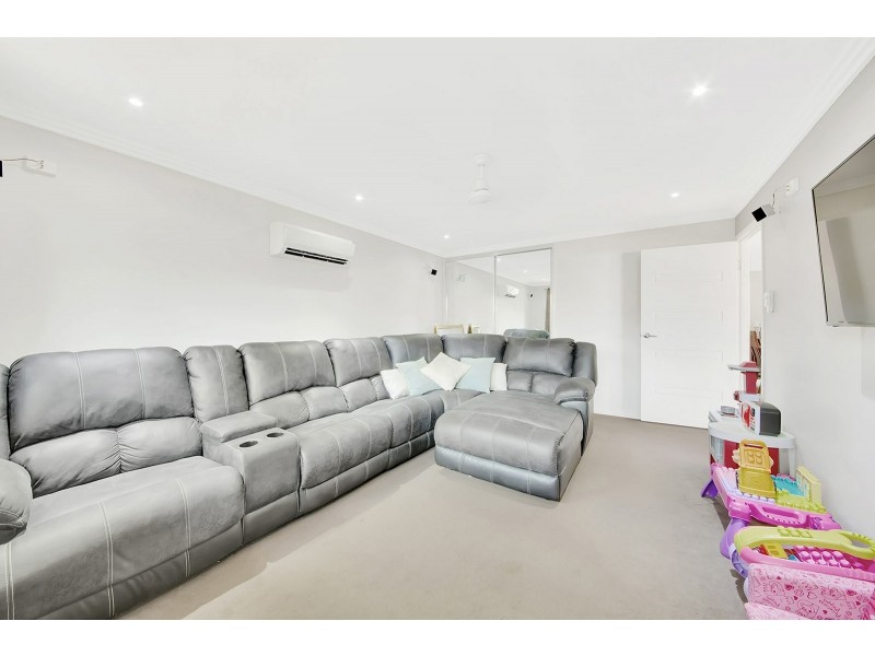 3 Wanda Drive, Boyne Island QLD 4680