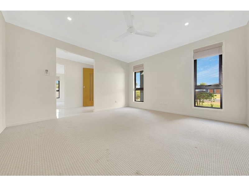 9 Surita Court, Boyne Island QLD 4680