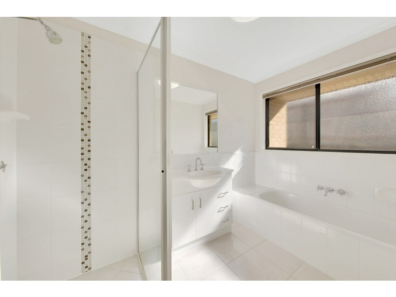 9 Surita Court, Boyne Island QLD 4680