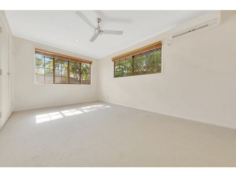 1 Creswell Court, Tannum Sands QLD 4680