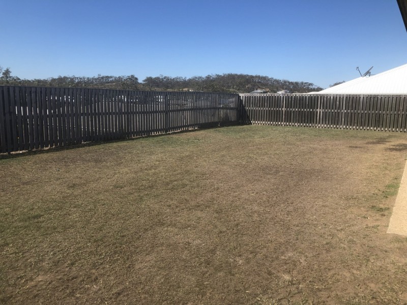 13 Jardine Crescent, Boyne Island QLD 4680