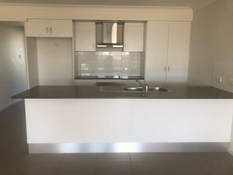 13 Jardine Crescent, Boyne Island QLD 4680