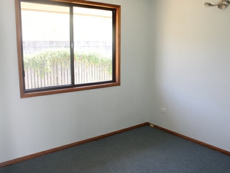 14 Sayre Crescent, Boyne Island QLD 4680