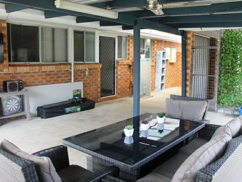 14 Edward Street, Boyne Island QLD 4680