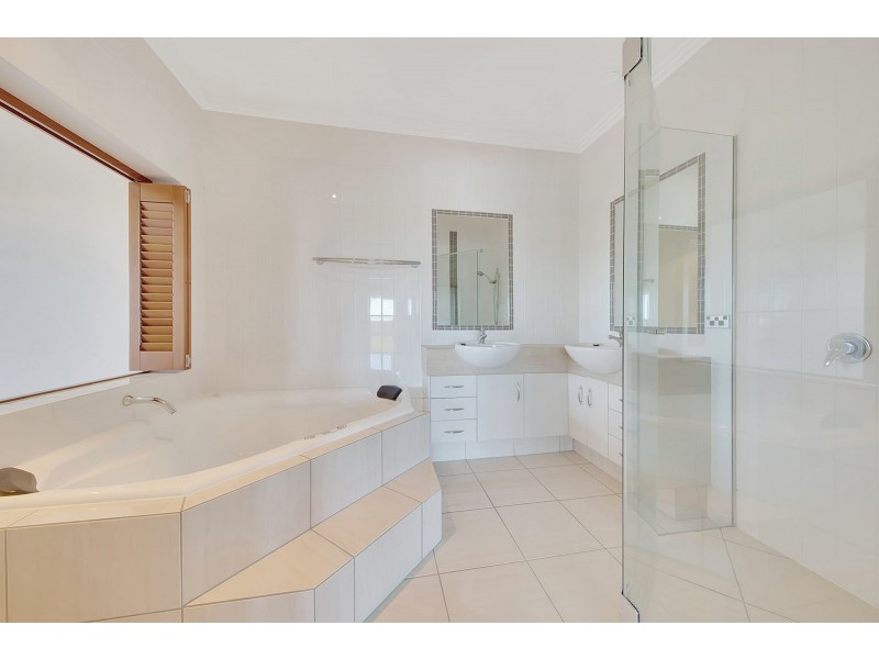 Unit 3/30 Parkside Street, Tannum Sands QLD 4680