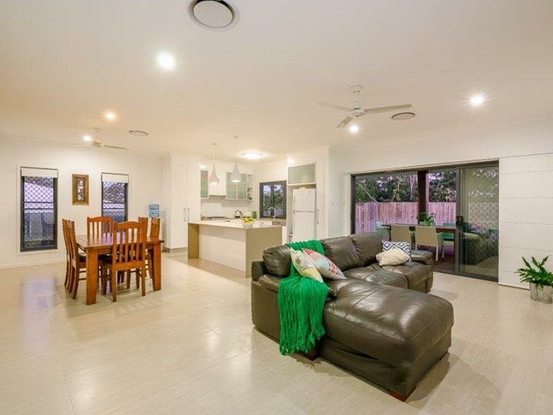 10 Surita Court, Boyne Island QLD 4680