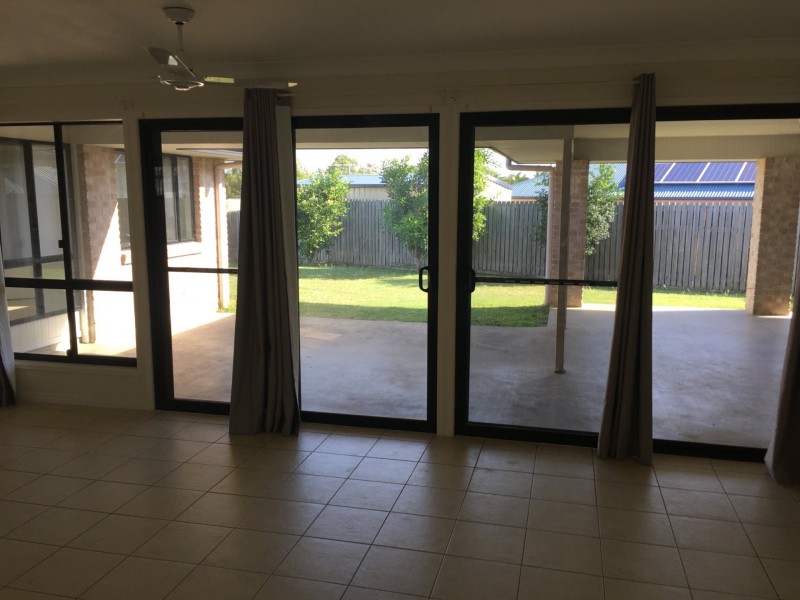 8 GREGORY STREET, Tannum Sands QLD 4680