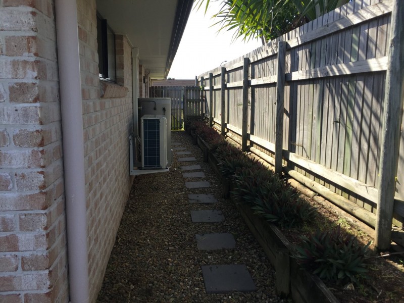 8 GREGORY STREET, Tannum Sands QLD 4680