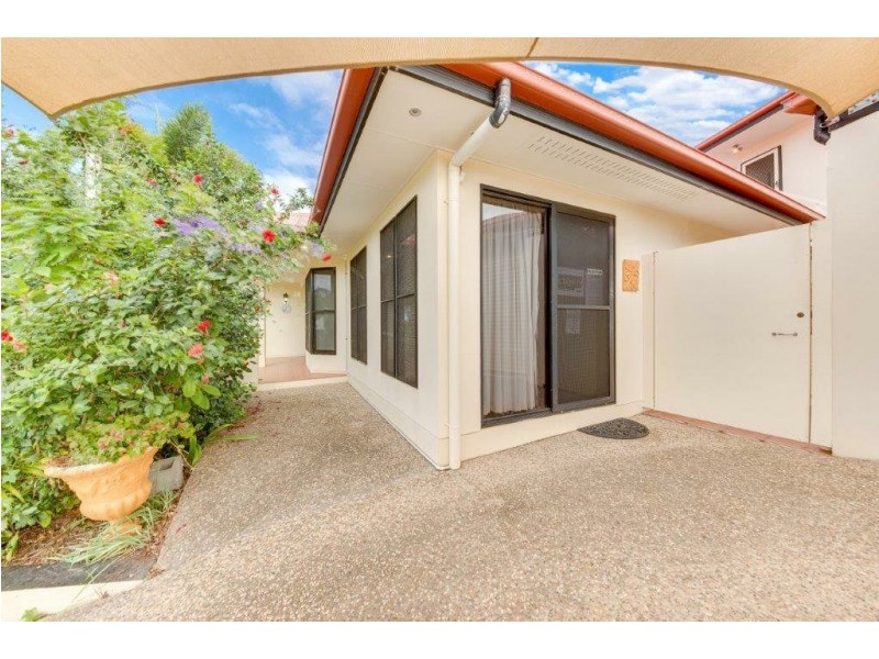 27 Pryde Street, Tannum Sands QLD 4680