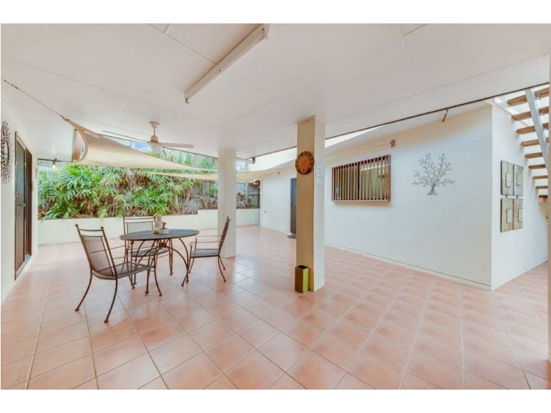 27 Pryde Street, Tannum Sands QLD 4680