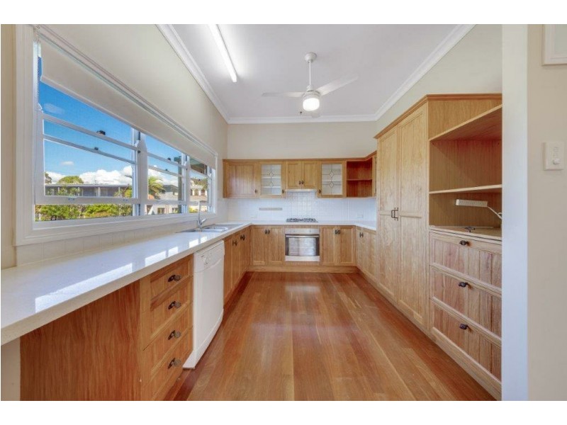 43 Alfred Street, Tannum Sands QLD 4680