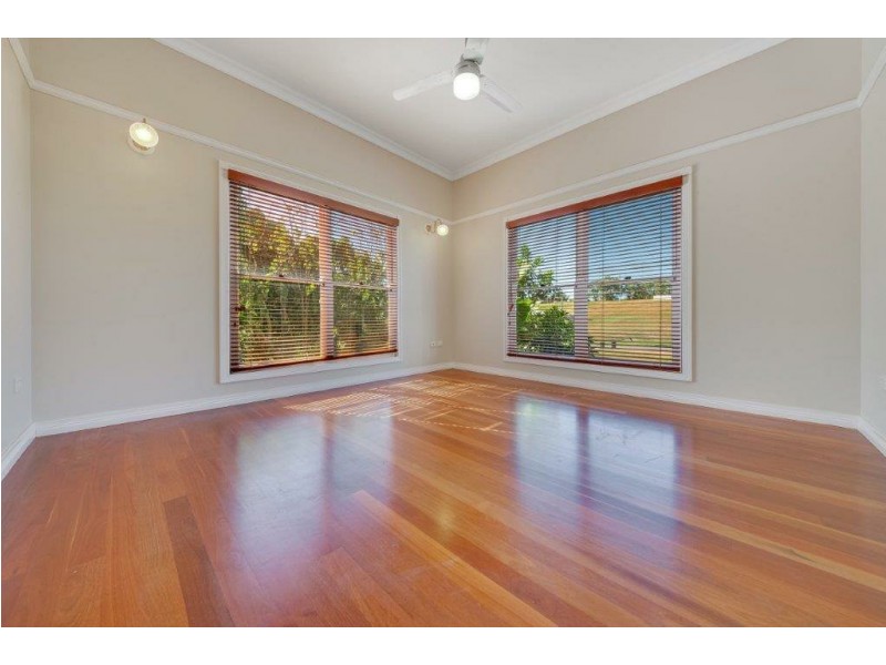 43 Alfred Street, Tannum Sands QLD 4680