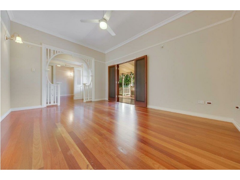 43 Alfred Street, Tannum Sands QLD 4680