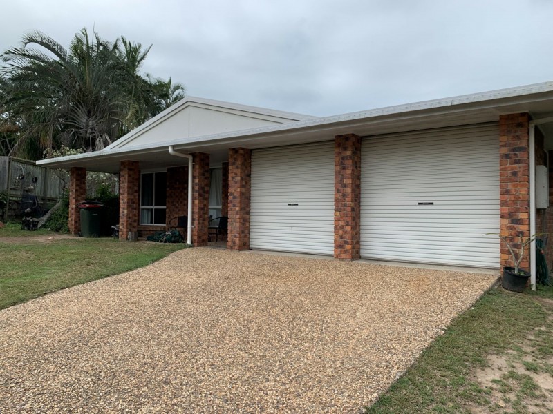 11 Kirrang Place, Boyne Island QLD 4680