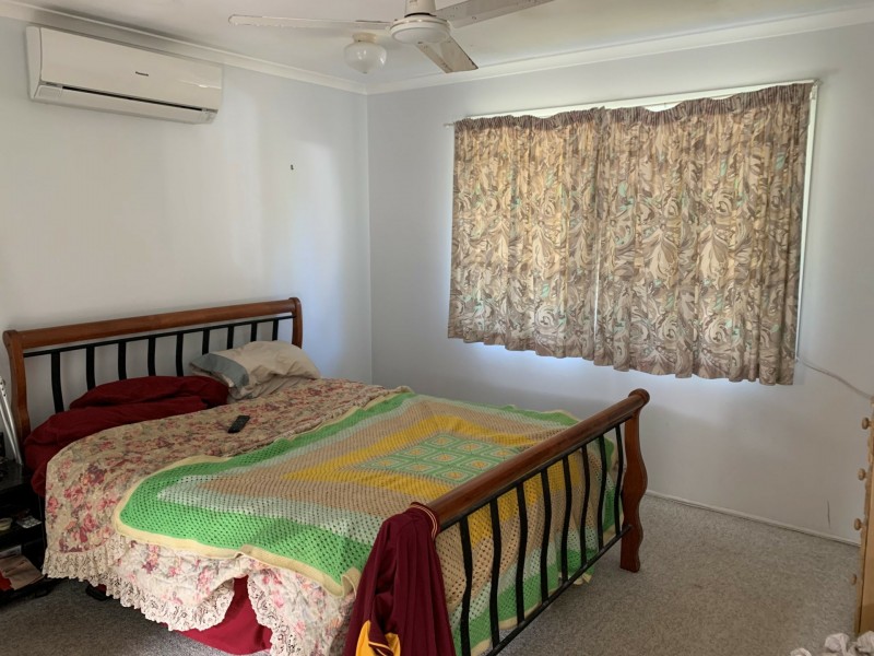 11 Kirrang Place, Boyne Island QLD 4680