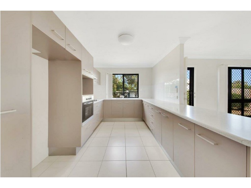 15 Stasia Lane, South Gladstone QLD 4680