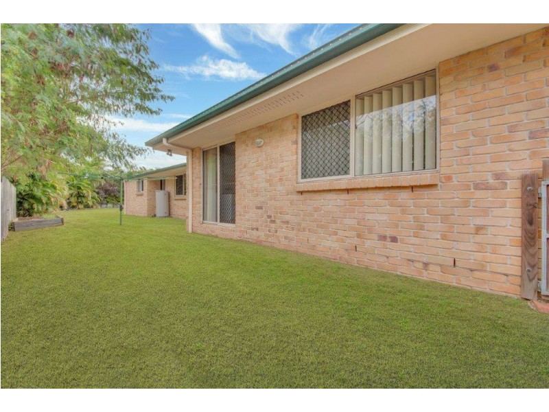 6 Parsons Place, New Auckland QLD 4680