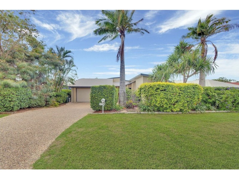 8 Tina Drive, Tannum Sands QLD 4680