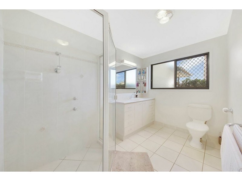 8 Tina Drive, Tannum Sands QLD 4680