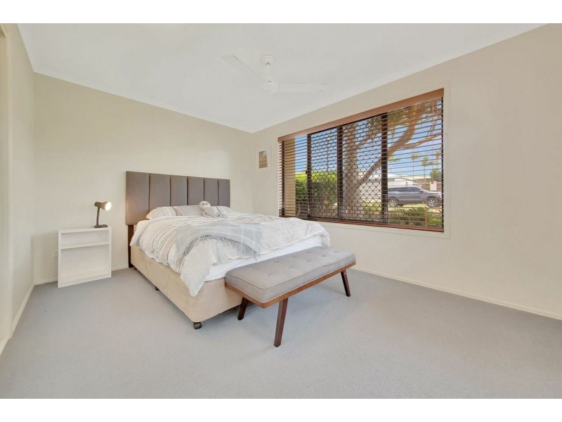 8 Tina Drive, Tannum Sands QLD 4680