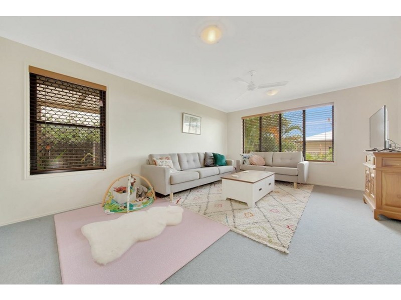 8 Tina Drive, Tannum Sands QLD 4680