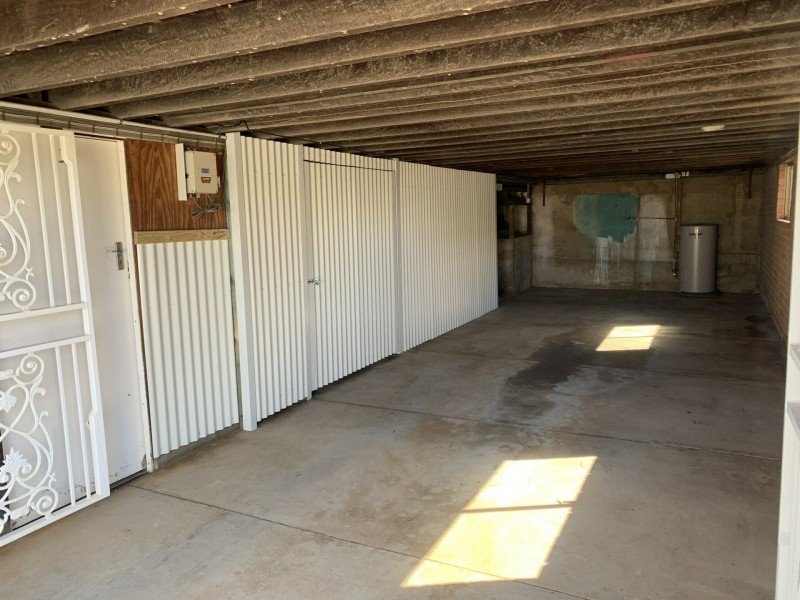 21 Boles Street, West Gladstone QLD 4680