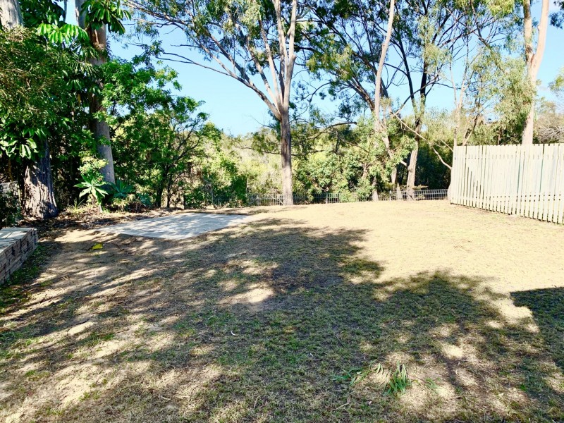 2/124 Malpas Street, Boyne Island QLD 4680