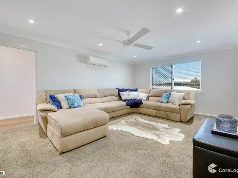 15 Riverside Dr, Tannum Sands QLD 4680