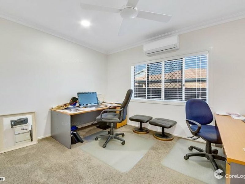 15 Riverside Dr, Tannum Sands QLD 4680