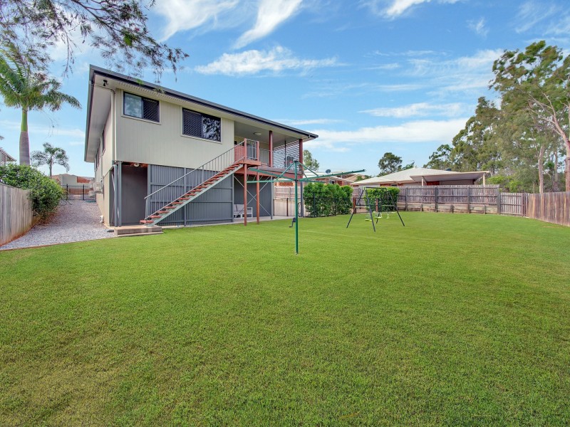 40 Golf View Drive, Boyne Island QLD 4680