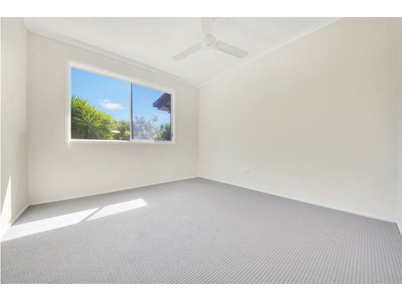 10 Katandra Street, Boyne Island QLD 4680