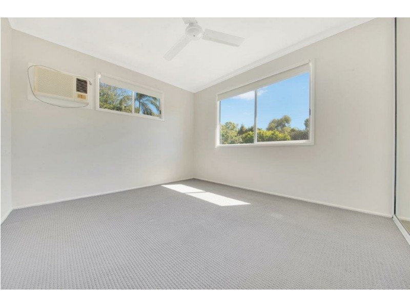 10 Katandra Street, Boyne Island QLD 4680