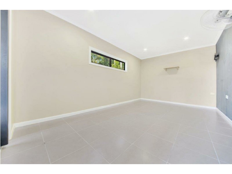10 Katandra Street, Boyne Island QLD 4680