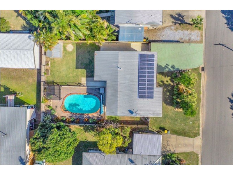 10 Katandra Street, Boyne Island QLD 4680