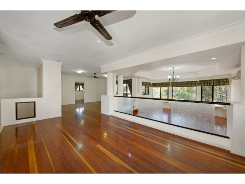 7 Curtis Avenue, Boyne Island QLD 4680