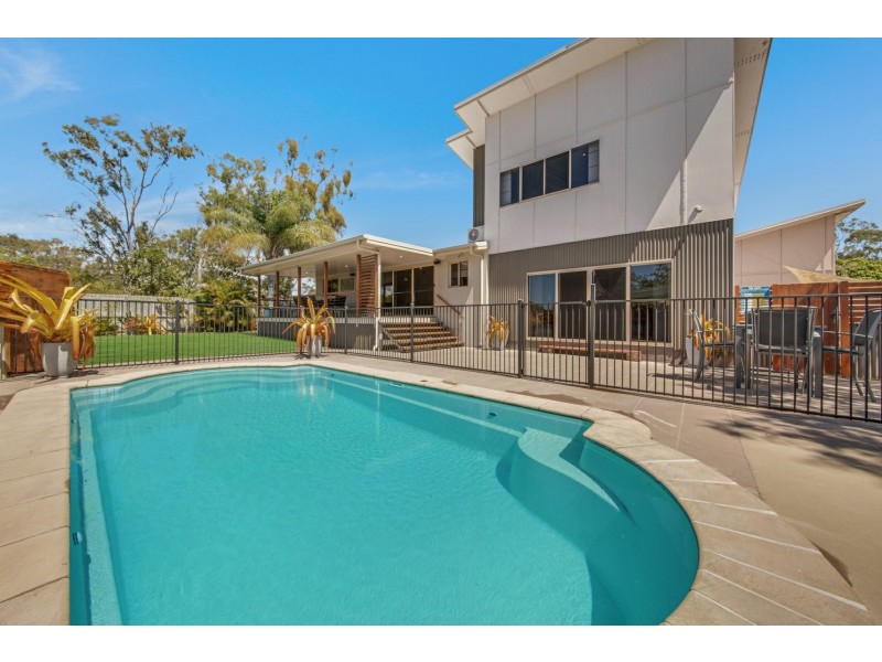 52 Wyndham Avenue, Boyne Island QLD 4680