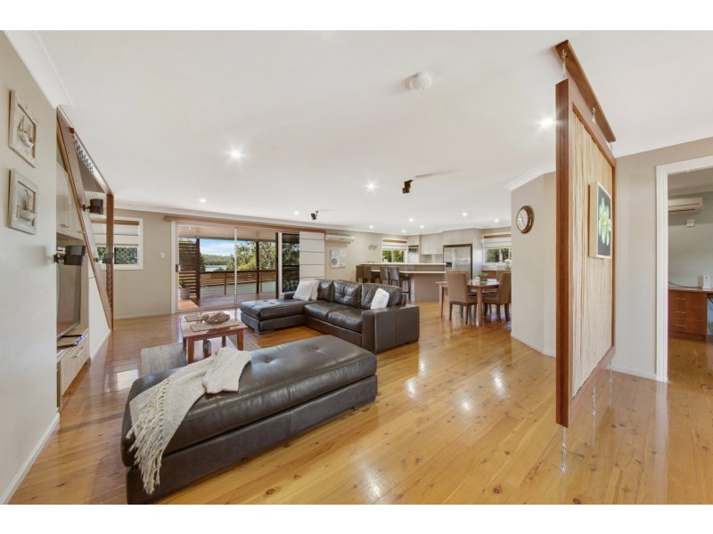 52 Wyndham Avenue, Boyne Island QLD 4680