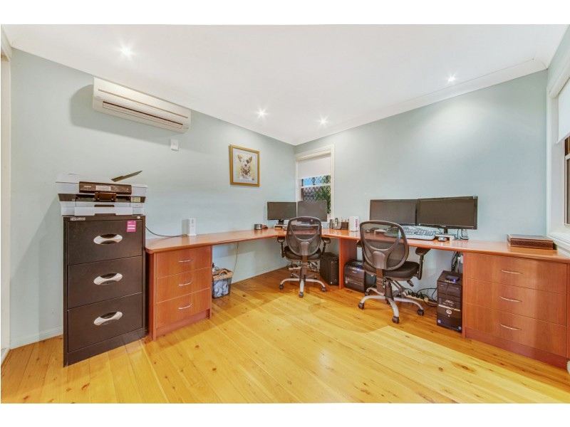 52 Wyndham Avenue, Boyne Island QLD 4680