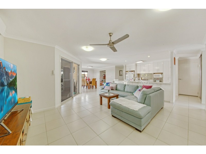 39 Bauhinia Street, Boyne Island QLD 4680