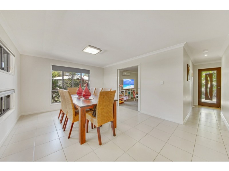 39 Bauhinia Street, Boyne Island QLD 4680